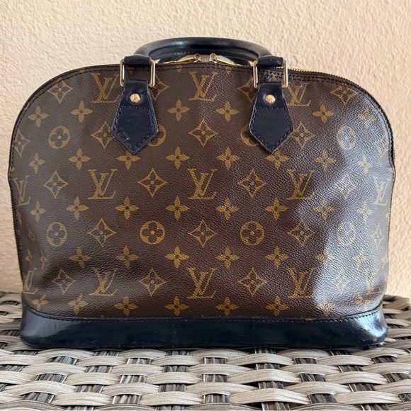 Louis Vuitton Monogram PM Alma Satchel Bag - Picture 14 of 17